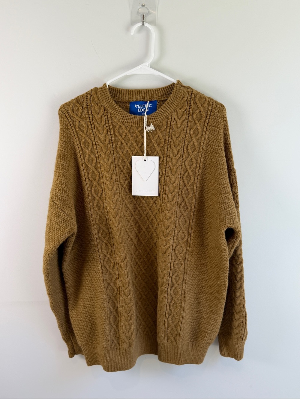 Aelfric Eden Retro 90's Cable Knit Sweater